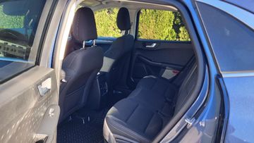 Fahrzeugabbildung Ford Kuga Plug-In Hybrid Titanium