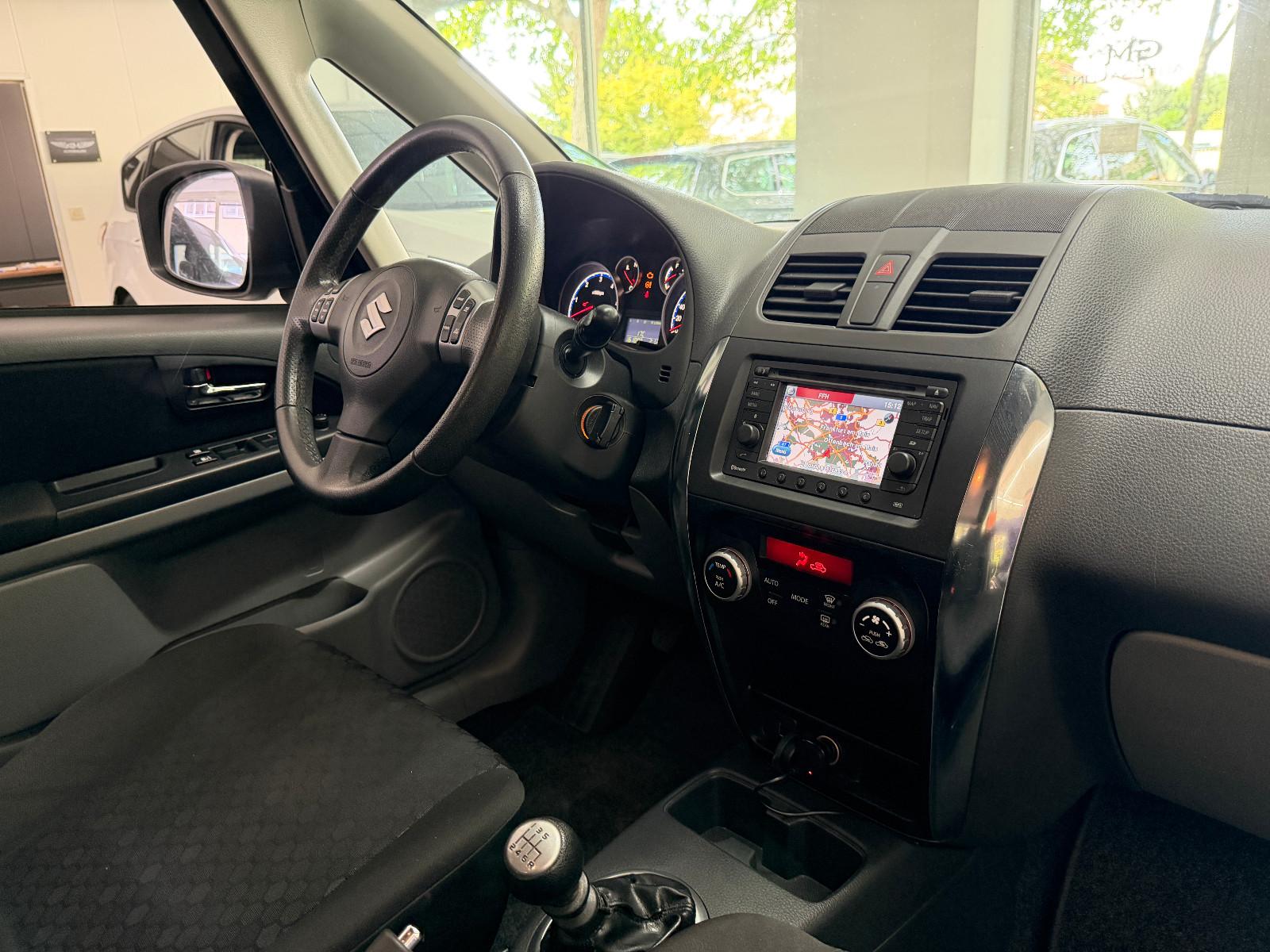 Suzuki SX4 2.0 DDiS 4WD Style Dashcam Navi PDC