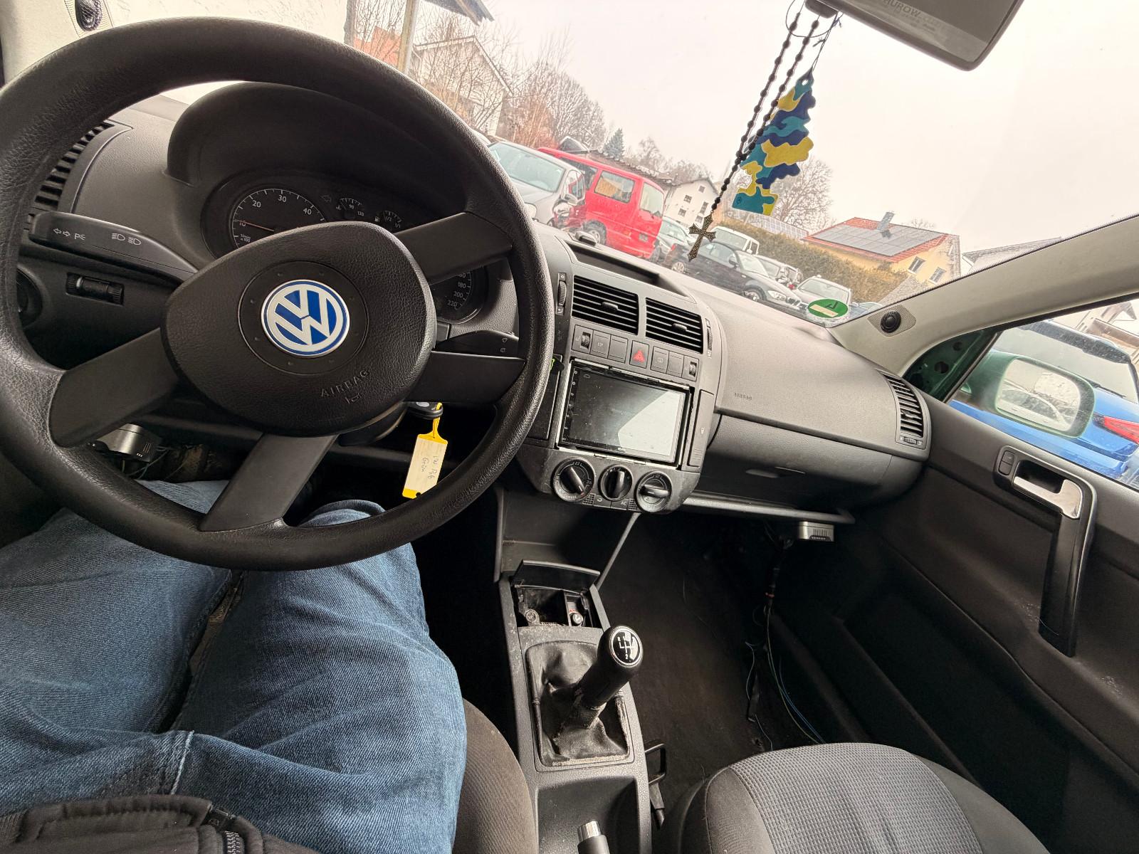 Volkswagen Polo 1.2i *Highline* *TÜV 08-2026* *ERST 165Tkm*