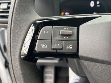 Fotografie 11 des Opel Vivaro 2.0 L2 Autom. AHK LED Boden