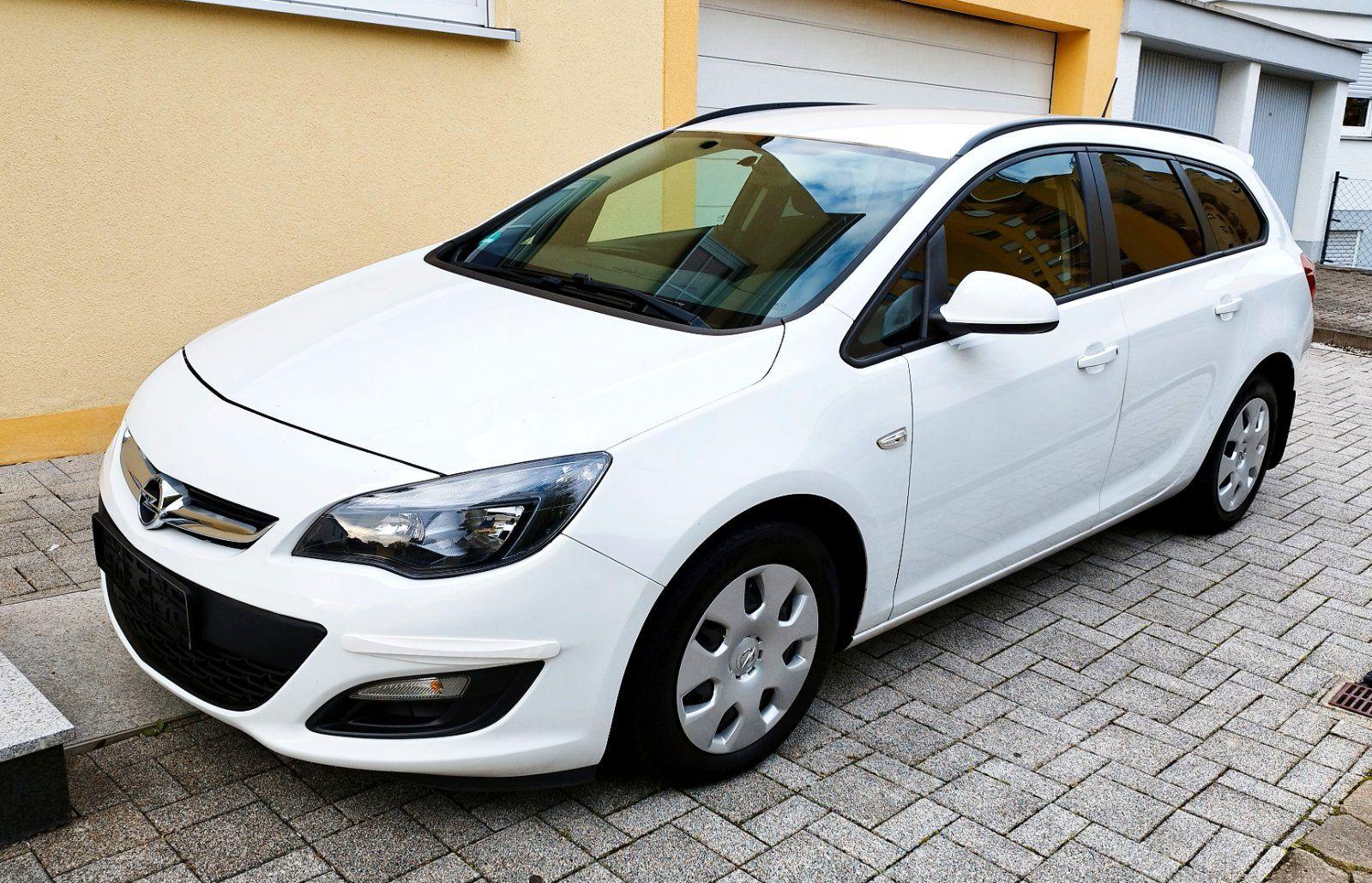 Opel Astra 2013 — двигун 110 HP (81kW)