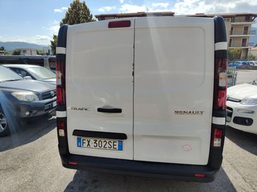Renault Trafic - 8