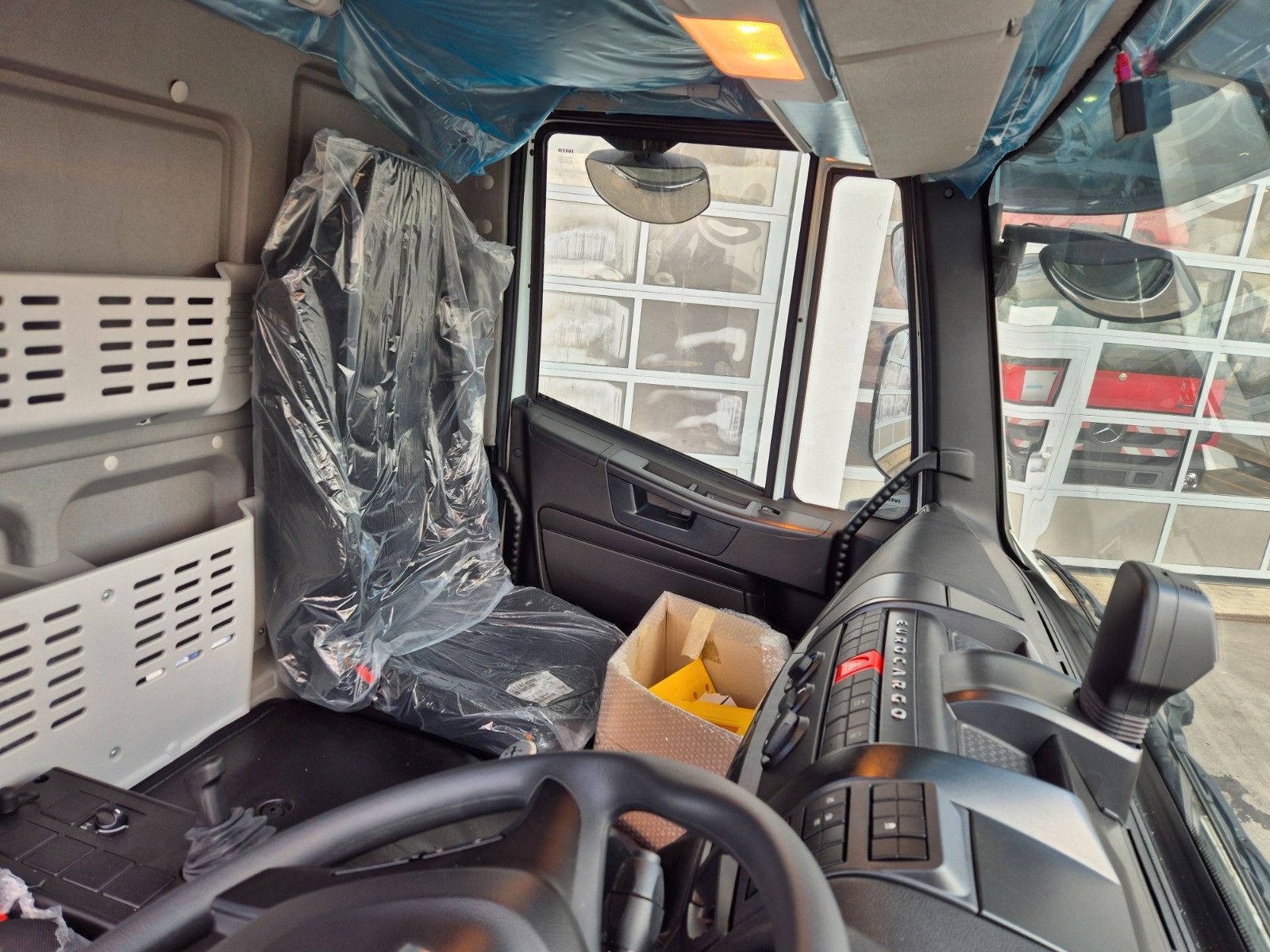 Fahrzeugabbildung Iveco Eurocargo ML160E25/P EVI_E 4x2 RHD Rechtslenker