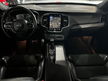 Volvo XC90 - 11