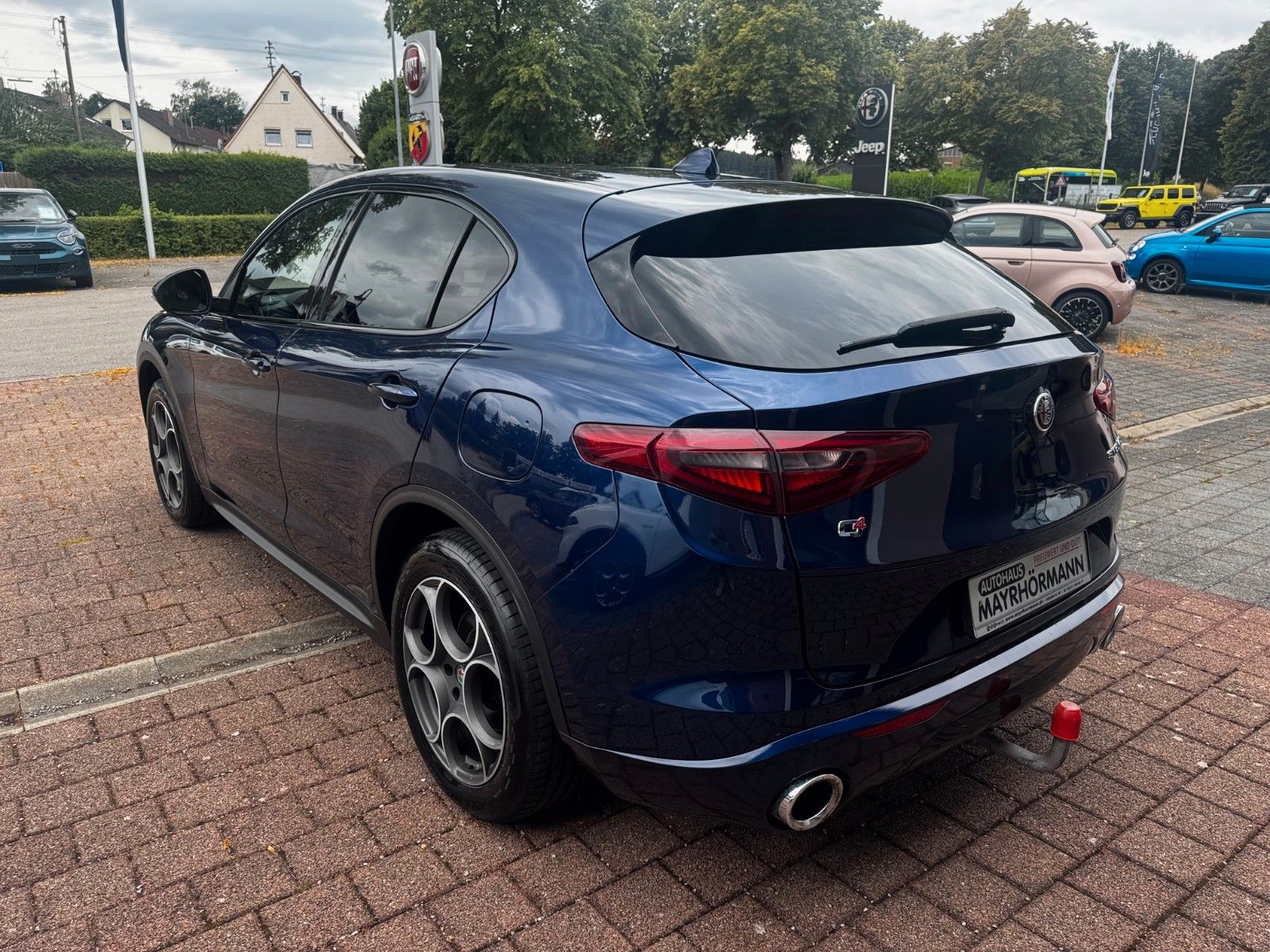 Fahrzeugabbildung Alfa Romeo Stelvio Super Q4 280PS AHK MEMORY NAVI SITZHEIZ.