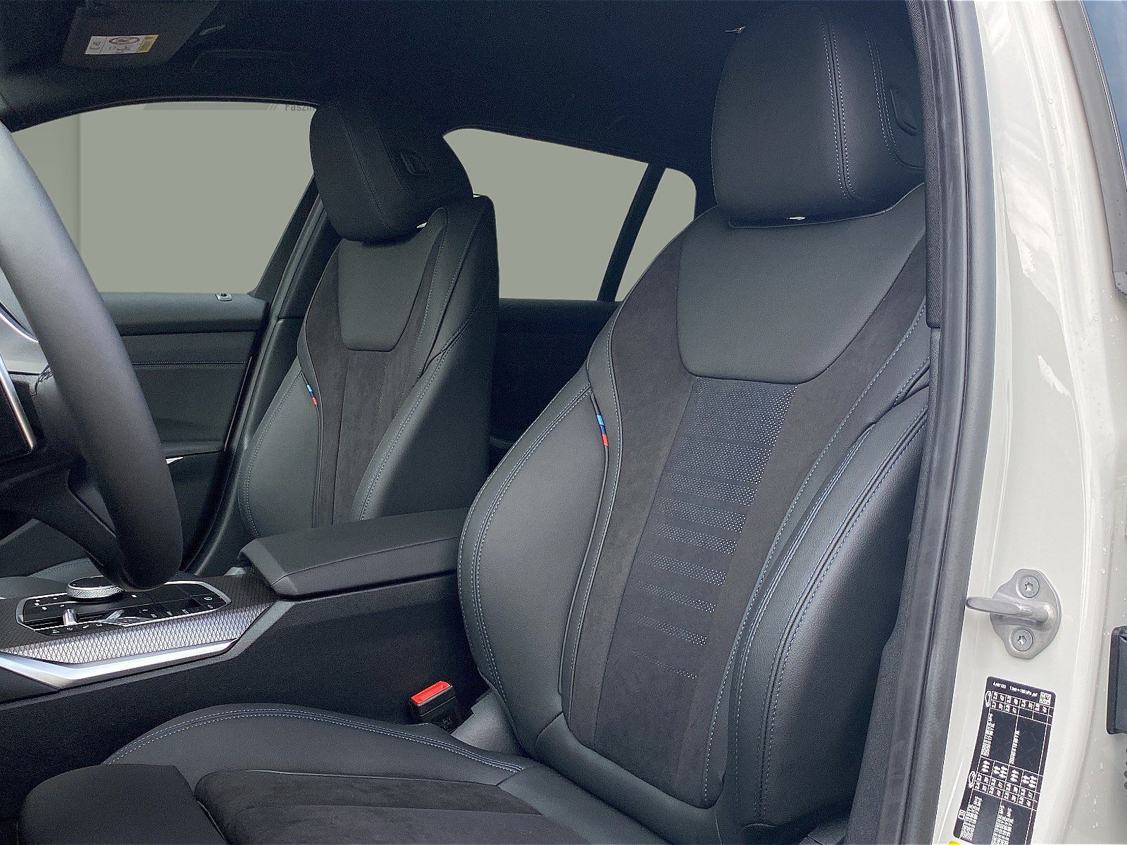 BMW 330 - Bild 10