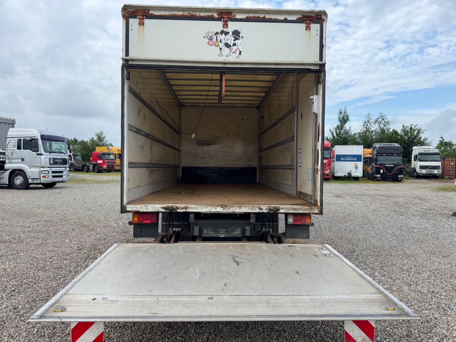 Fahrzeugabbildung Iveco Eurogargo 75E16