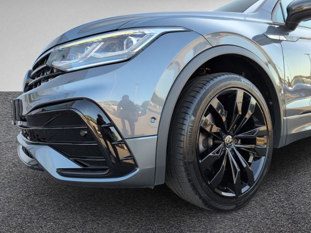 Tiguan Allspace 2.0 TSI DSG R-LINE AHK+IQ.LIGHT+