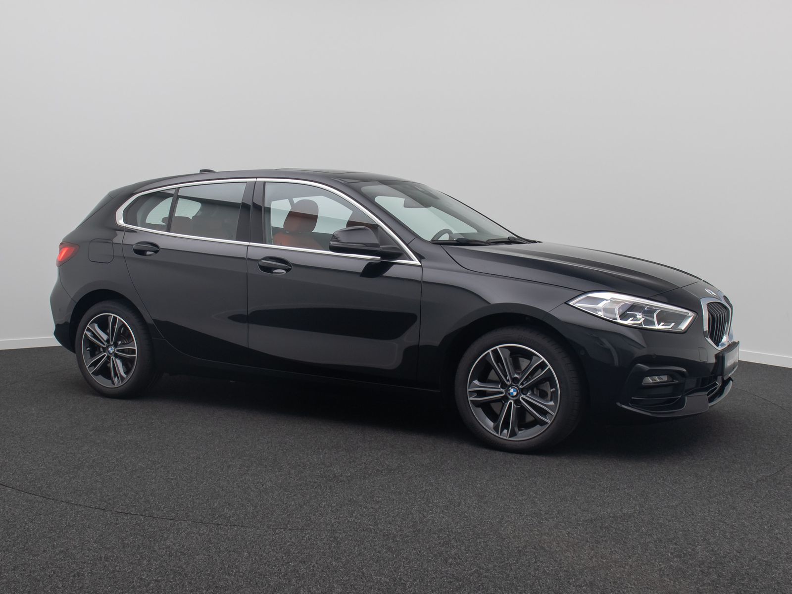 Fahrzeugabbildung BMW 120i SportLine H/K HUD DAB Kamera Panorama Leder