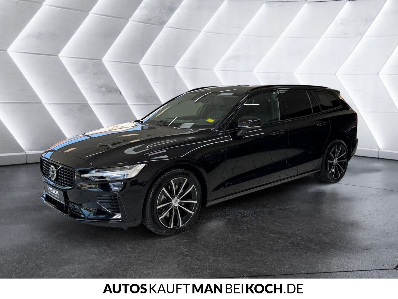 Volvo V60 T6 Plug-In Plus Dark 360° ACC BLIS H&K imagem 3