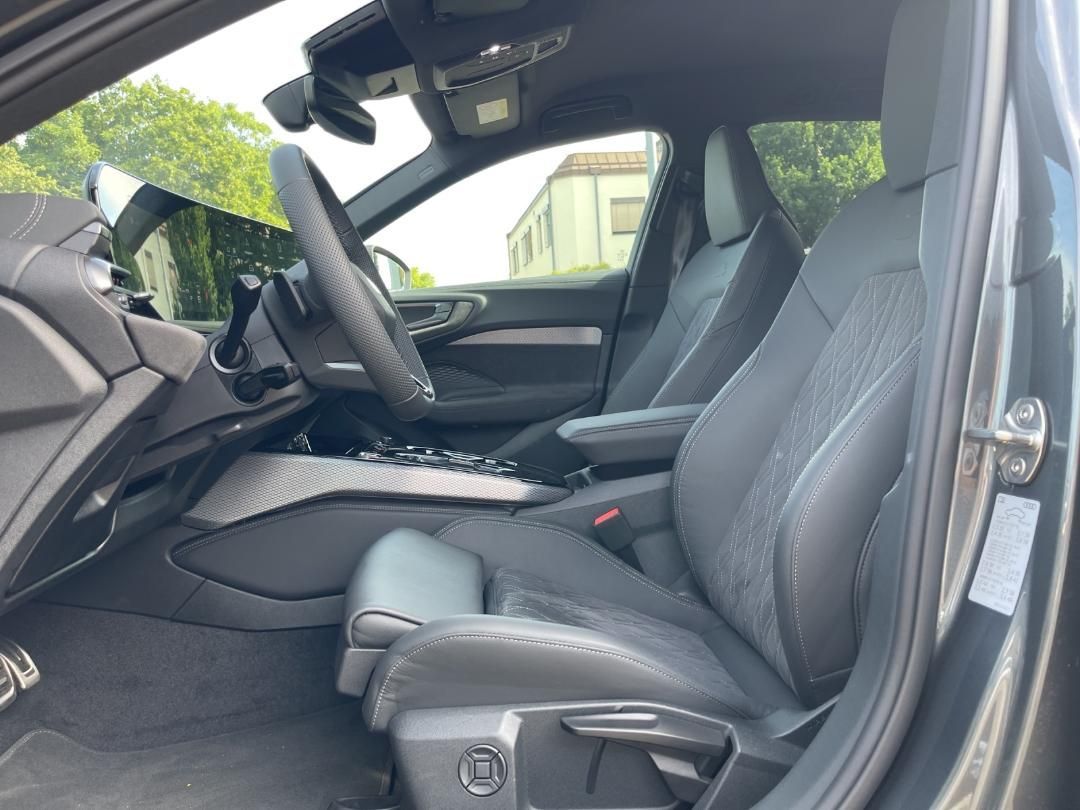 Fahrzeugabbildung Audi A5 Avant TFSI 150 kW S Line 360,AHK,Kamera,LED