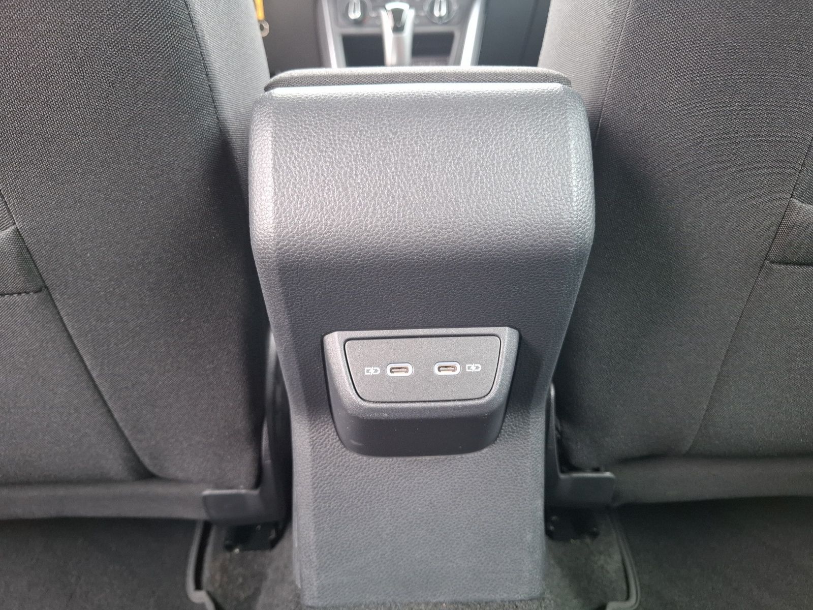 Fahrzeugabbildung Volkswagen Polo TSI Style DSG Matrix AID ACC Park-Assist SH