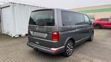 Volkswagen T6 Multivan - graue Volkswagen T6 Multivan