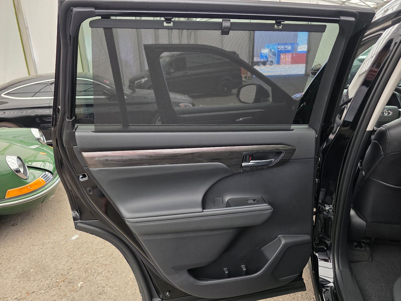 Fahrzeugabbildung Toyota Highlander Platinum T1: 59.000 EURO , Stock !!!