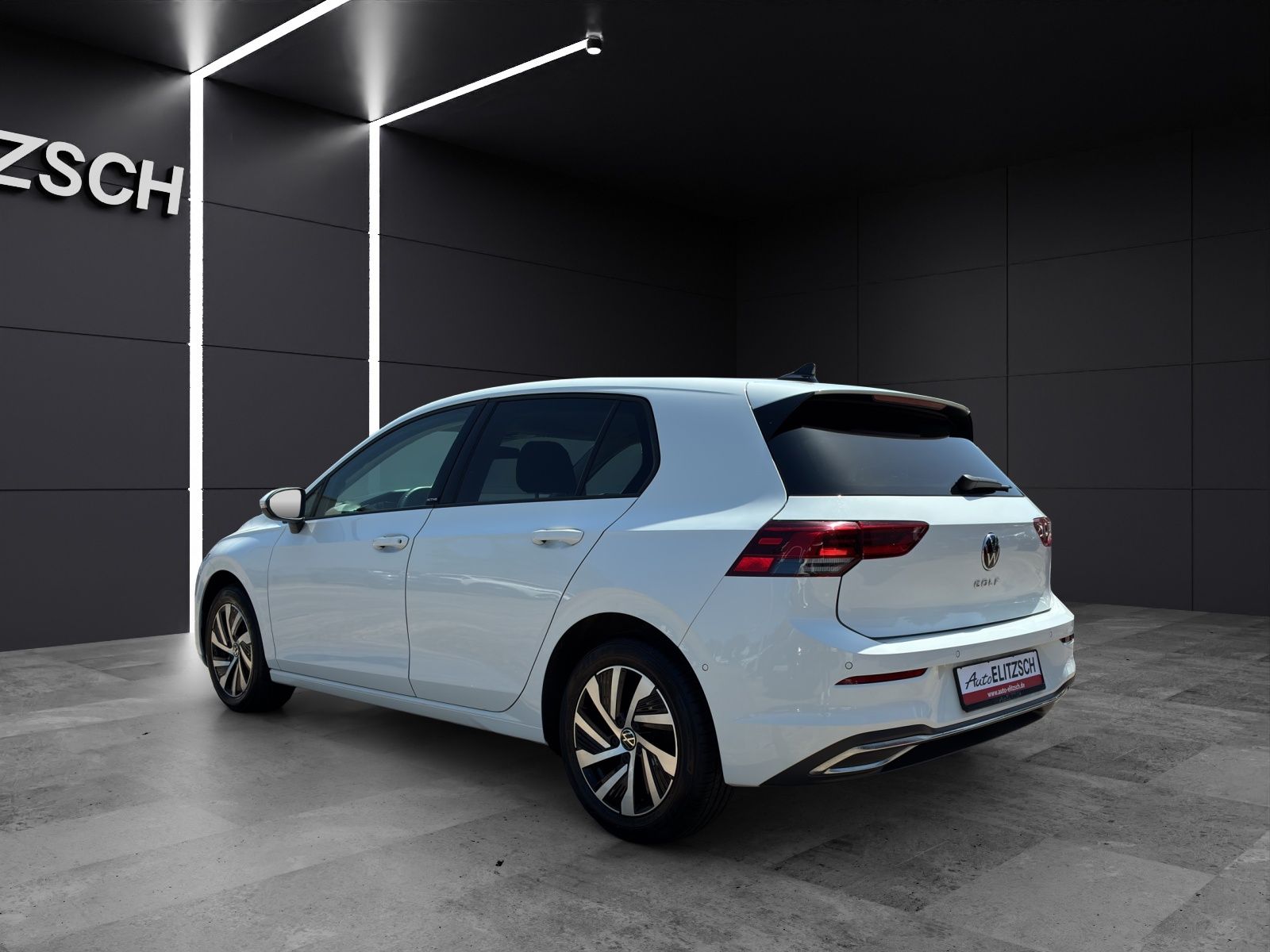 Fahrzeugabbildung Volkswagen Golf VIII TDI Active DSG LED Navi ACC AID SHZ