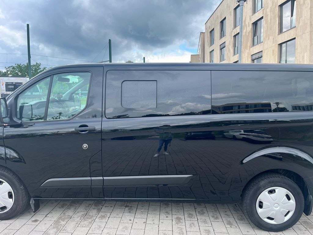 Image of Ford Transit Custom