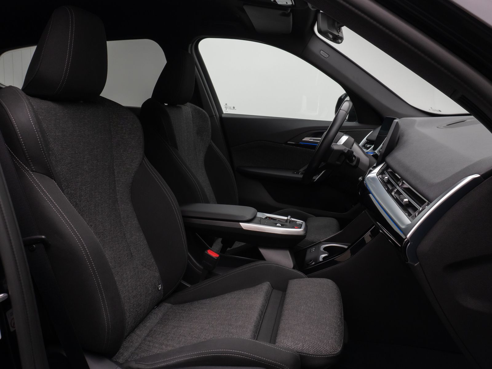 Fahrzeugabbildung BMW X1 sD18d  Kamera DAB Fernlichtassist Sport LED