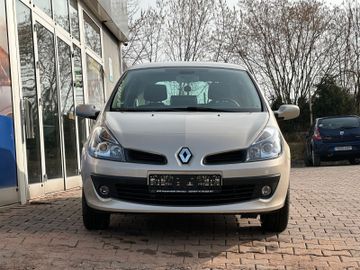 Bild 8 Renault Clio III Edition Dynamique