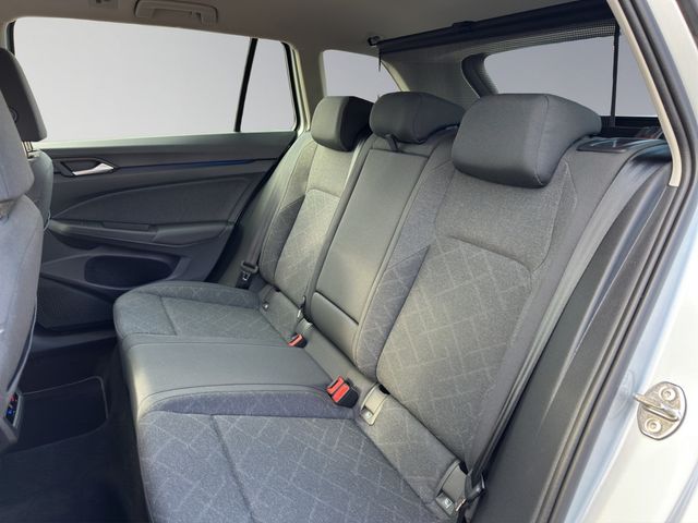 Golf VIII Variant Life 1.5 eTSI DSG NAVI ACC LED