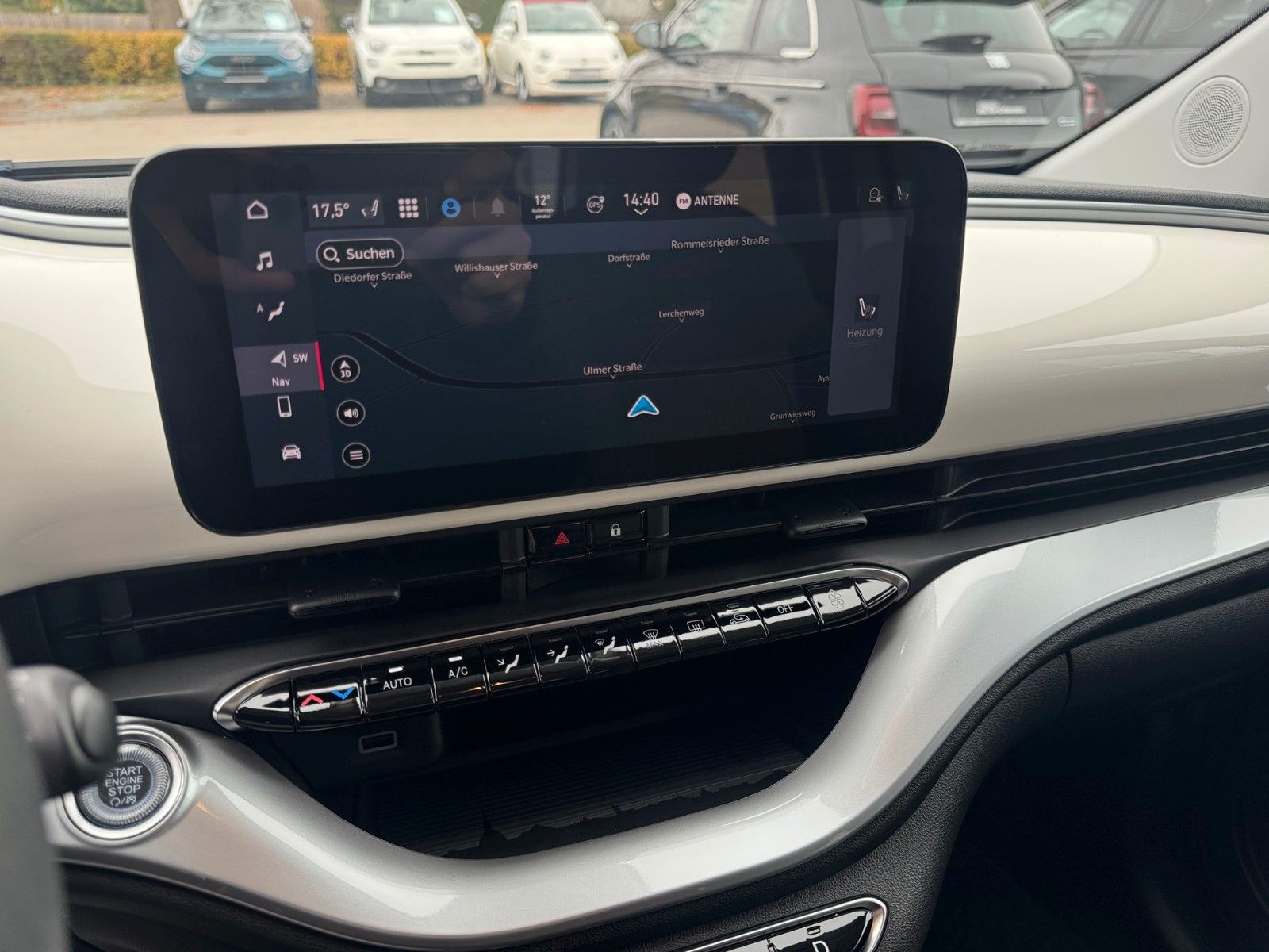 Fahrzeugabbildung Fiat 500e Icon NAVI SITZHEIZUNG KAMERA TEMPOMAT