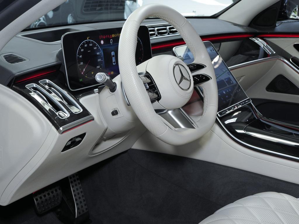 Mercedes-Benz S 400 d AMG 4M L PANORAMA KEYLESS NIGHT HUD PDC