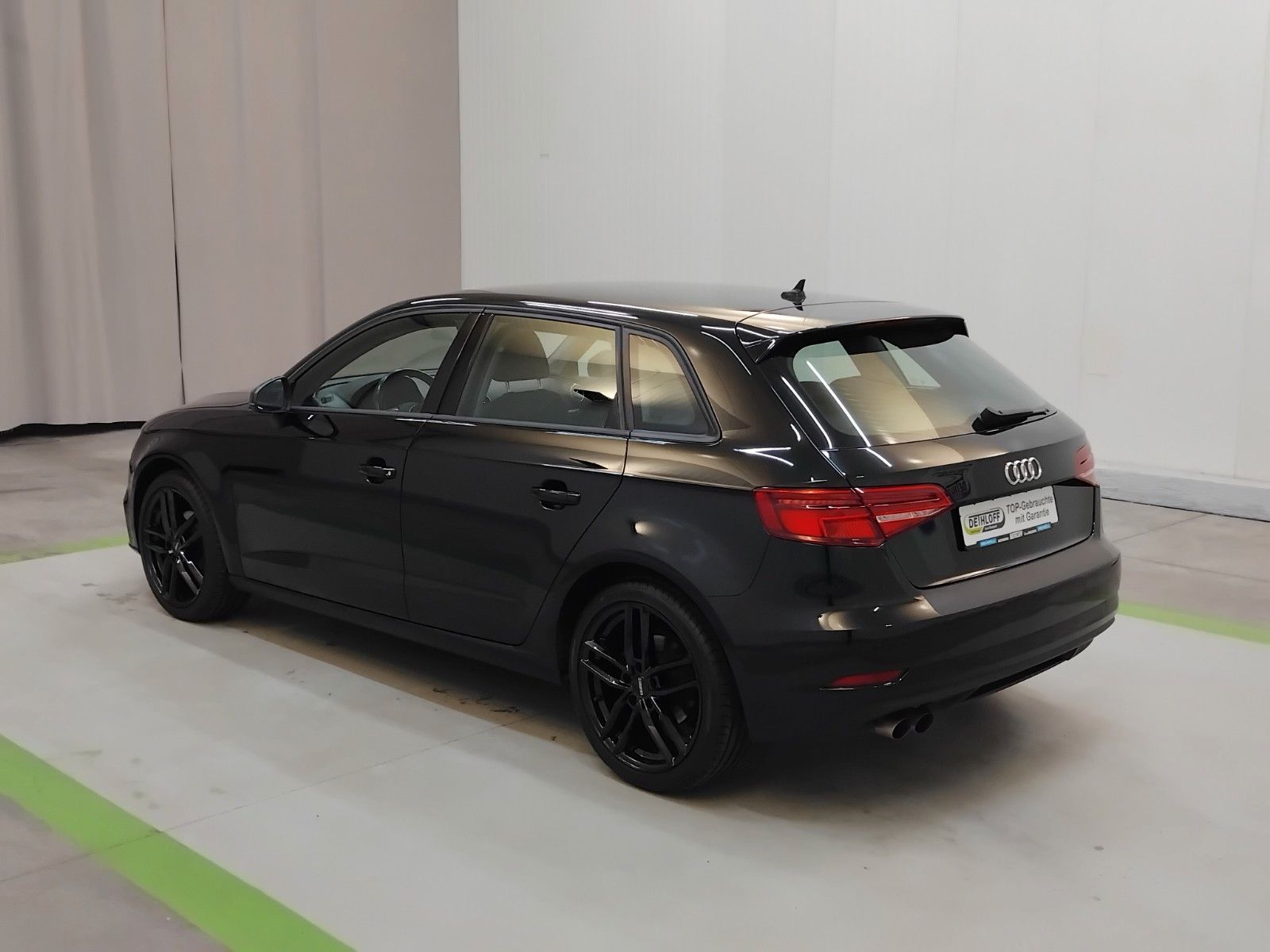 Audi A3 (10/2019, Benzin)