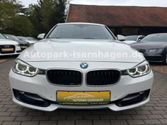 BMW 320i Sport Line Autom*Leder*Xenon*S-Dach*RFK*PDC