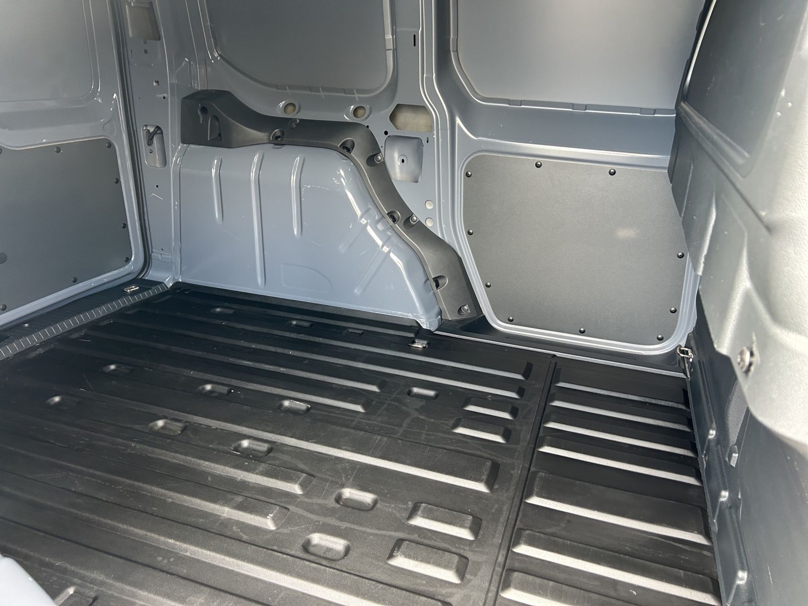 Fahrzeugabbildung Volkswagen Caddy Kasten TDI AHZV KLIMA