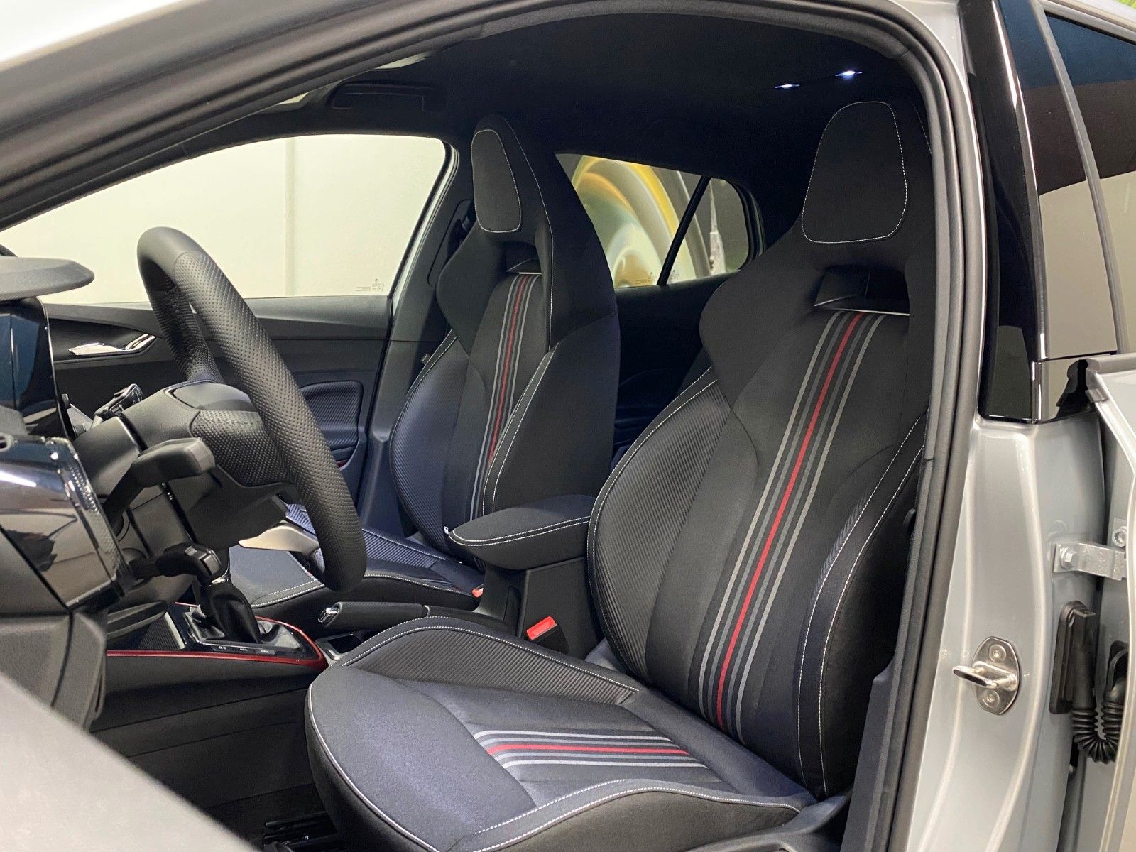 Fahrzeugabbildung SKODA Fabia 1.0l TSI DSG Monte Carlo+2030 GARANTIE+ACC