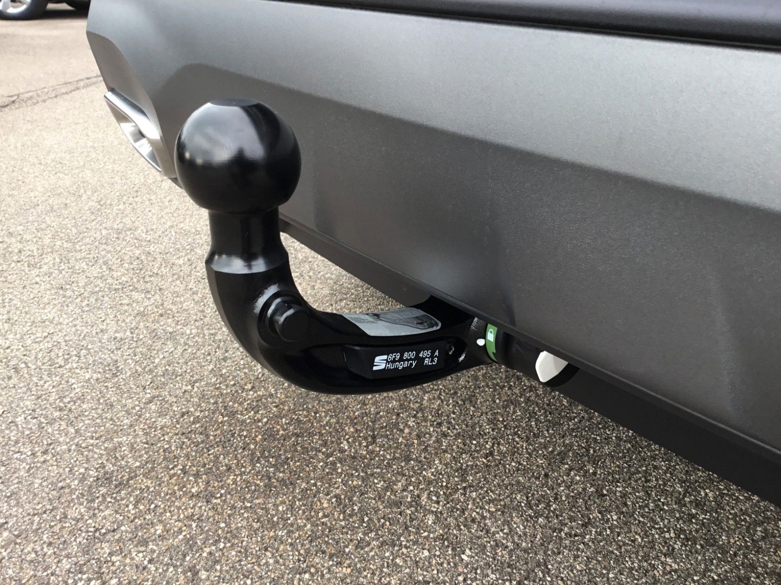 Fahrzeugabbildung SEAT Arona FR 1.5 TSI DSG+AHK+ACC+17"+Navi+Kamera