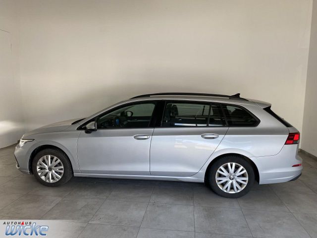 Golf VIII Variant 2.0 TDI Life NAVI KLIMA PDC LE