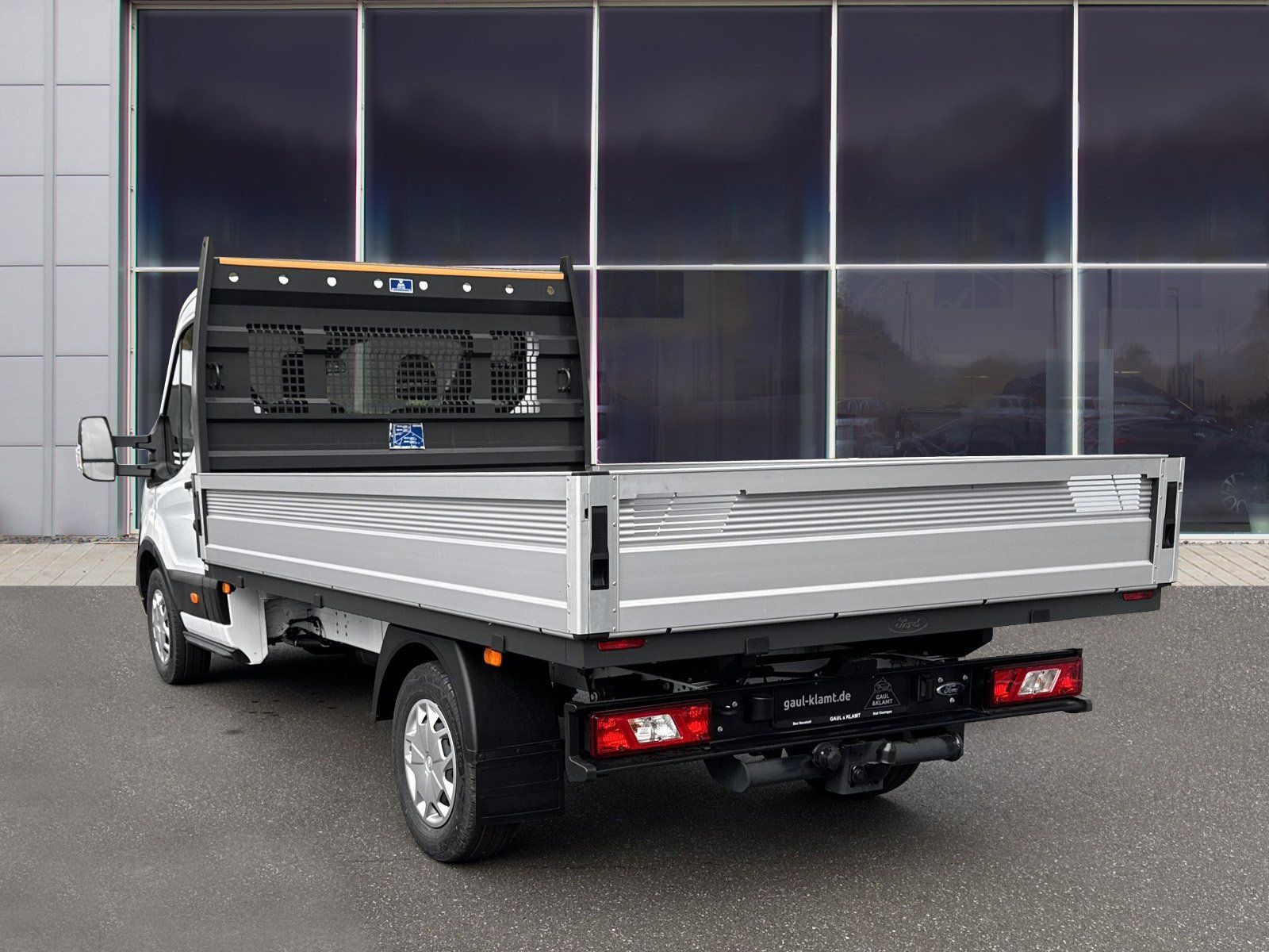 Fahrzeugabbildung Ford Transit 350 L3 Einzelkabine Trend Pritsche