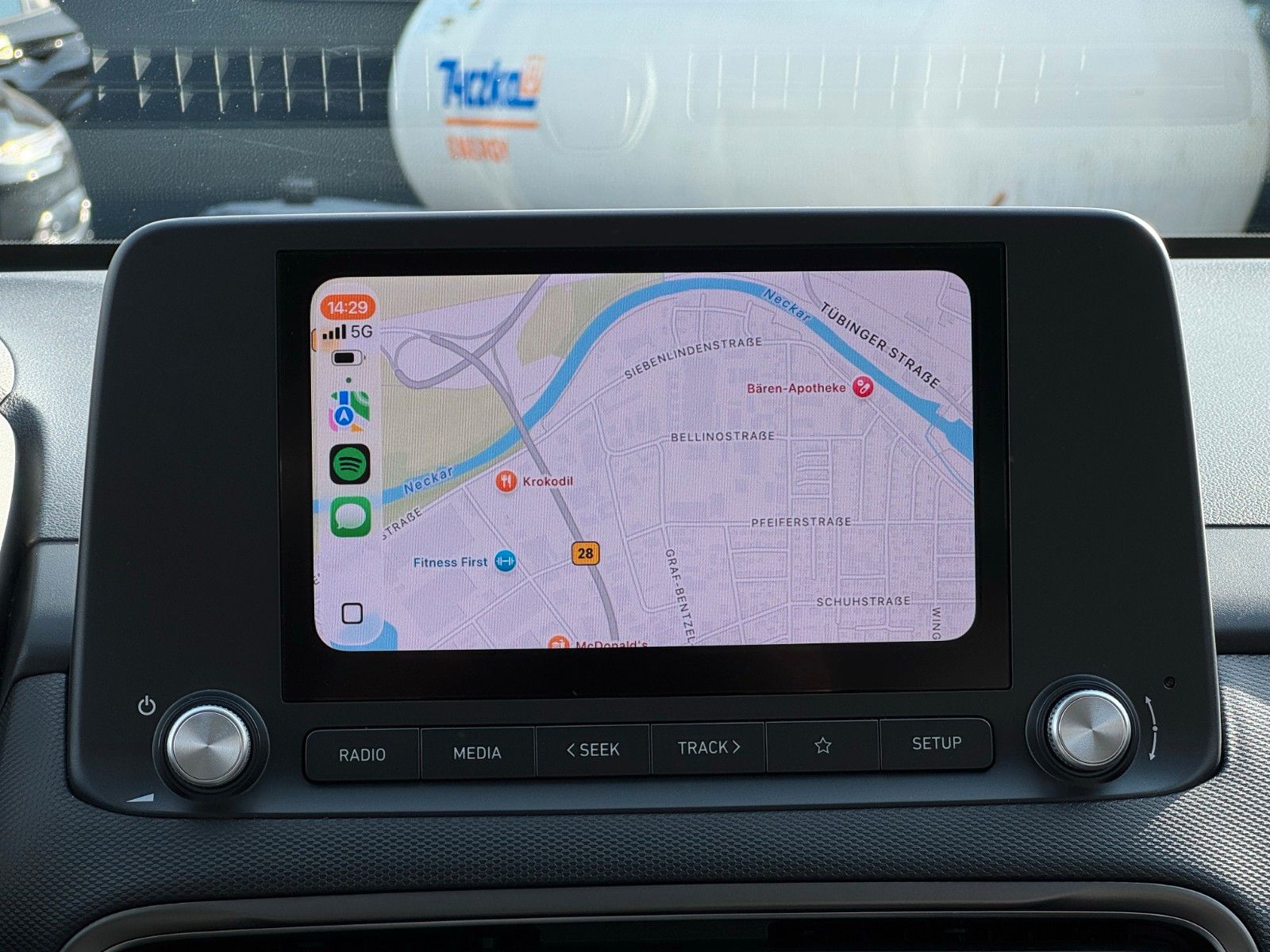 Fahrzeugabbildung Hyundai KONA E Select SHZ LHZ LKA ACC Navi CarPlay Wifi