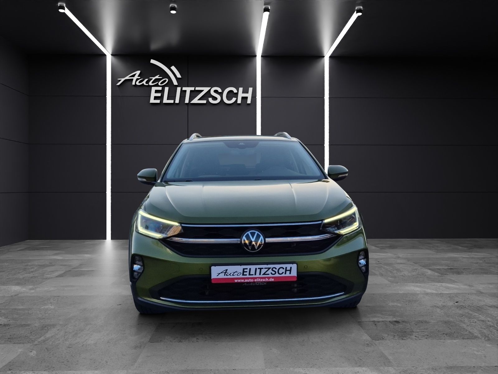 Fahrzeugabbildung Volkswagen Taigo 1.0 TSI Style DSG Matrix RFK SHZ ACC APP