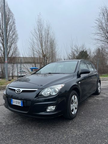 Hyundai i30 1.4 16V 109CV 5p. BlueDr. GPL Active