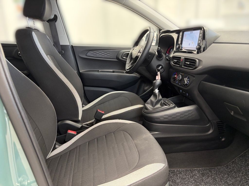 Fahrzeugabbildung Hyundai i10 1.0 Select Facelift Fernlichtass. Kam. Navi