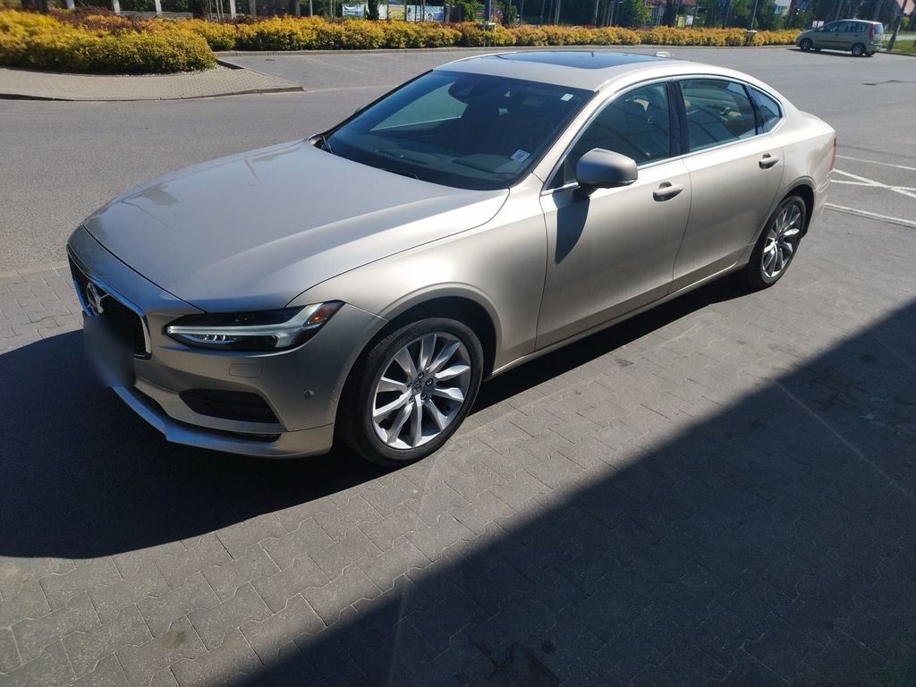 Image of Volvo S90