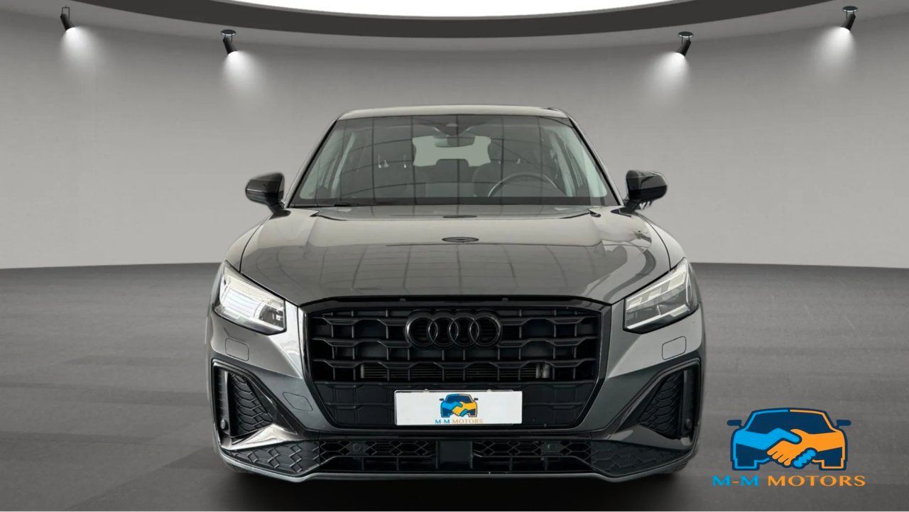 Audi Q2 30 2.0 tdi Identity Black s-tronic Unico