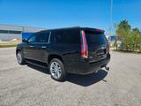 Chevrolet Suburban - Chevrolet Suburban