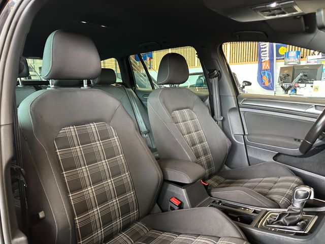 MYAUTOCENTER – Gebraucht- und Jahreswagen mit Werkstattservice in Pfaffenhofen Volkswagen Golf *ACC*PDC*NAVI*2-Zonen*LED*SPORT*