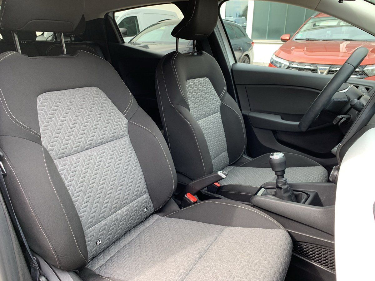 Renault Clio - Bild 25