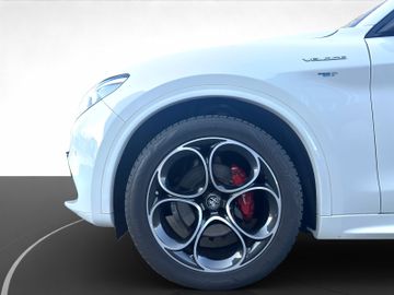 Alfa Romeo Stelvio 2.0 Turbo 16V Veloce Q4 KAMERA, KEYLESS