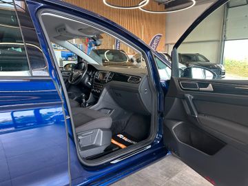 Volkswagen Golf Sportsvan *ACC*PDC*NAVI*2-ZONEN*