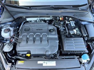 Volkswagen Golf VII Join 1.6 TDI °LED°Navi°RFK°PDC°SHZ°