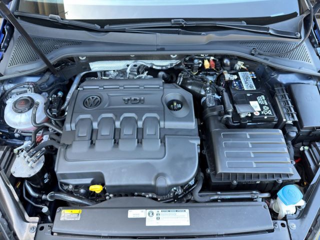Volkswagen Golf VII Join 1.6 TDI °LED°Navi°RFK°PDC°SHZ°