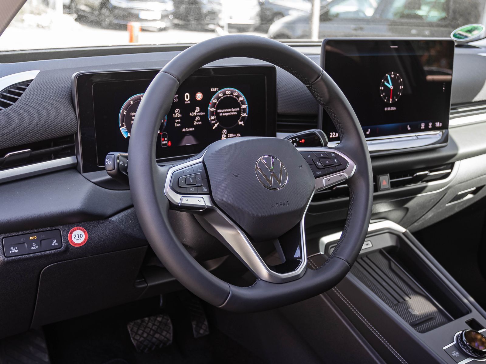 Volkswagen T-Roc - Bild 11