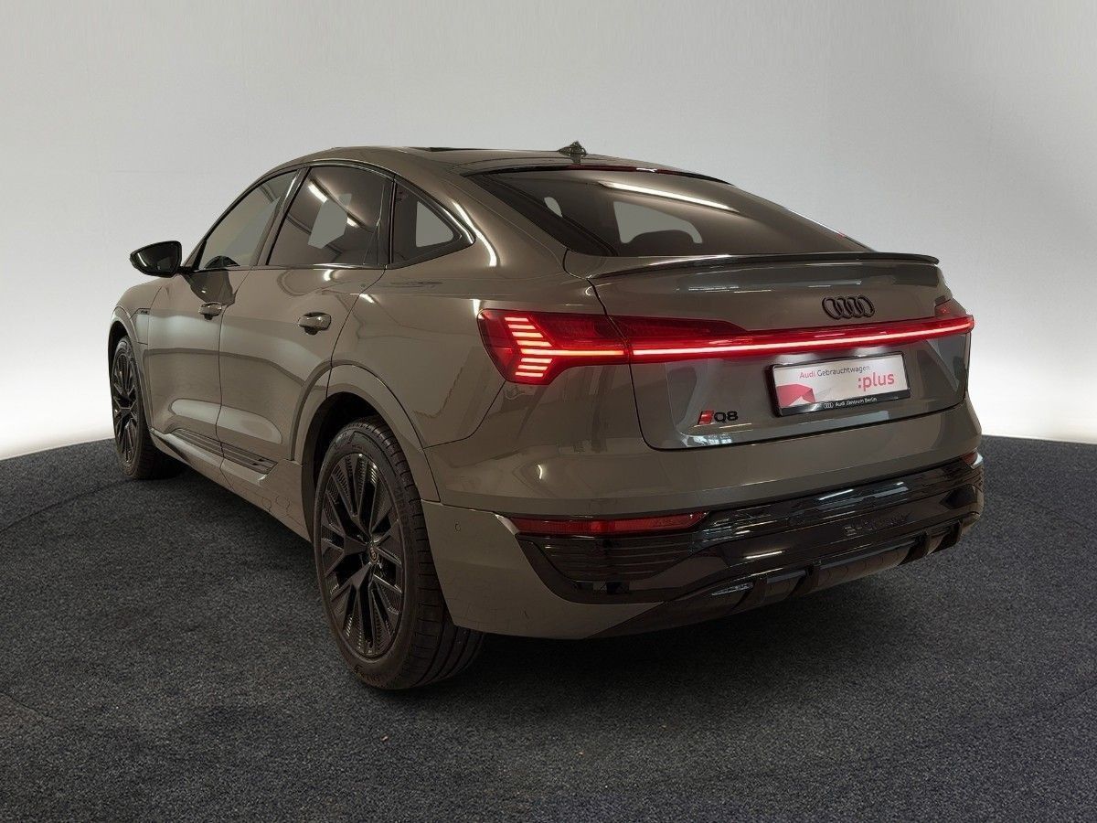 Audi Q8 - Bild 6