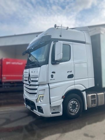 Mercedes-Benz Actros 5 // 1845 LS 4x2