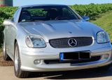 Mercedes-Benz SLK 200 Kompressor - Automatik silber Leder schw - gebrauchte Mercedes-Benz SLK 200 aus dem Jahr 2002