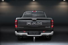 DODGE RAM 1500 Limited CrewCab 5.7l V8 - Unfallfrei